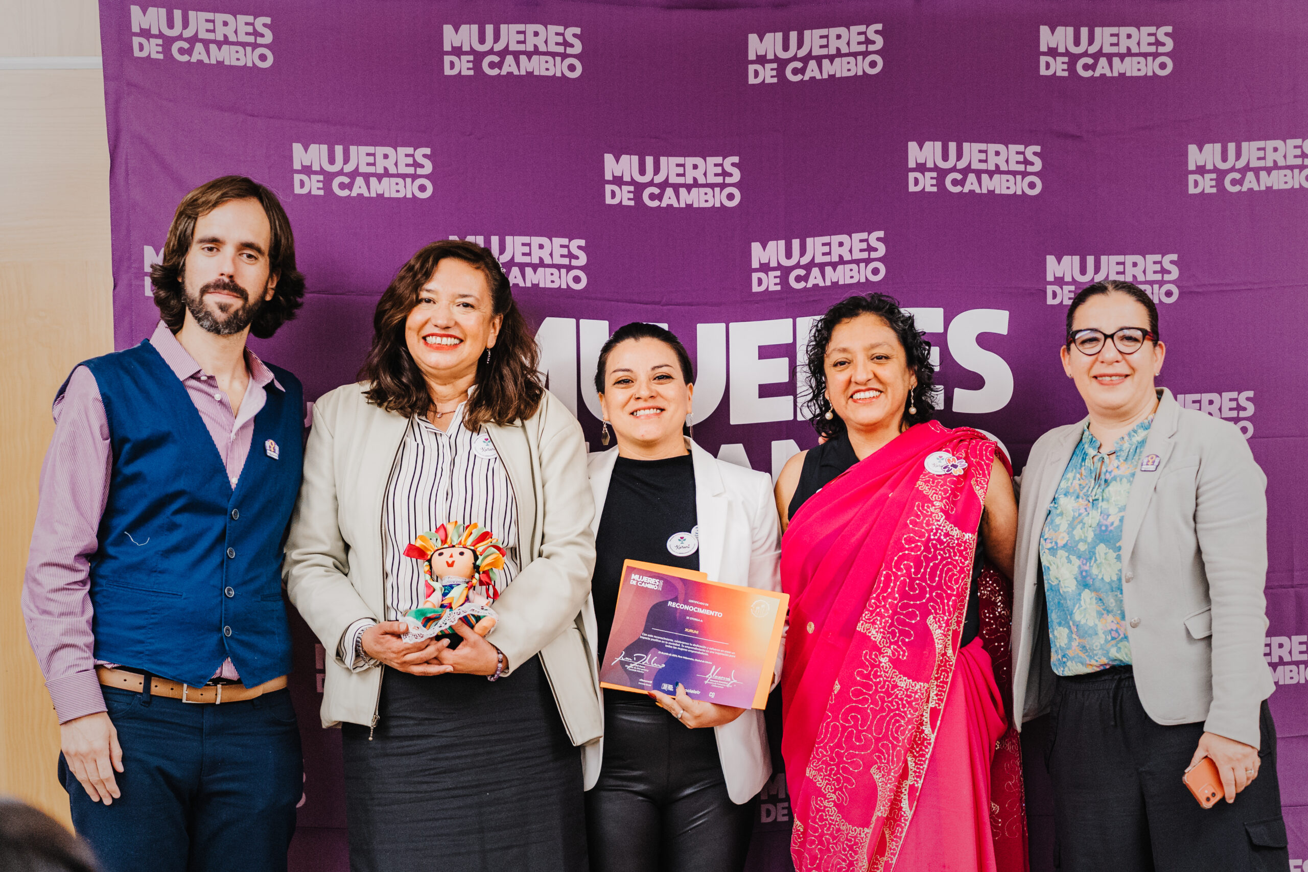 Mujeres de cambio 2025